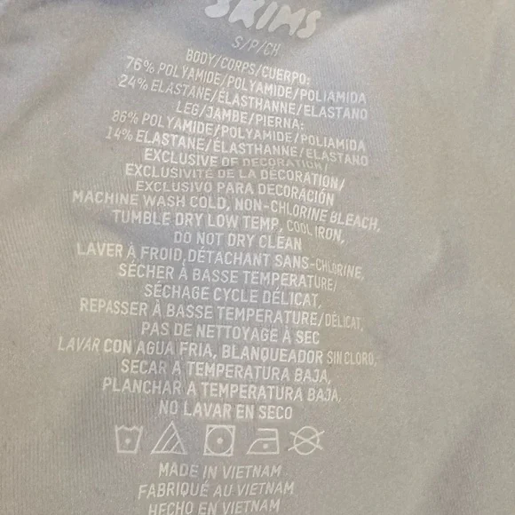 NWOT SKIMS Long Sleeve Lace Onesie, sz Small - Picture 6 of 6